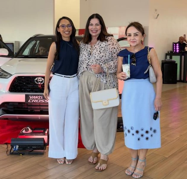 Automobilový start, vůně a nezapomenutelné dovolené! Podívejte se na vše ve sloupci Jackie