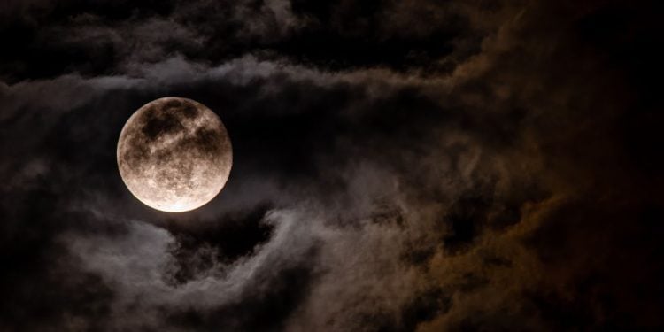 Eclipse lunar total conhecido como Lua de Sangue da Minhoca em março de 2026.