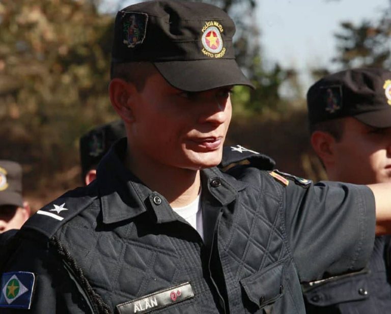 após a morte do pai em 2002, Alan se mudou para Cuiabá, onde passou a viver com a mãe e enfrentou uma fase de grandes desafios