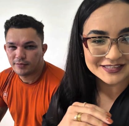 Homem relata transformação após remover tatuagem nas sobrancelhas