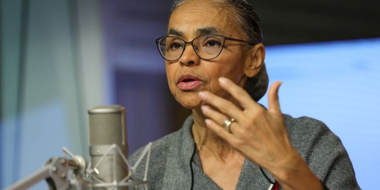marina-silva-sofre-fratura-em-vertebra-lombar