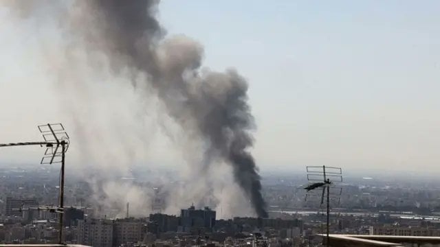 israel-faz-novos-ataques-e-ira-responde-com-misseis-em-jerusalem