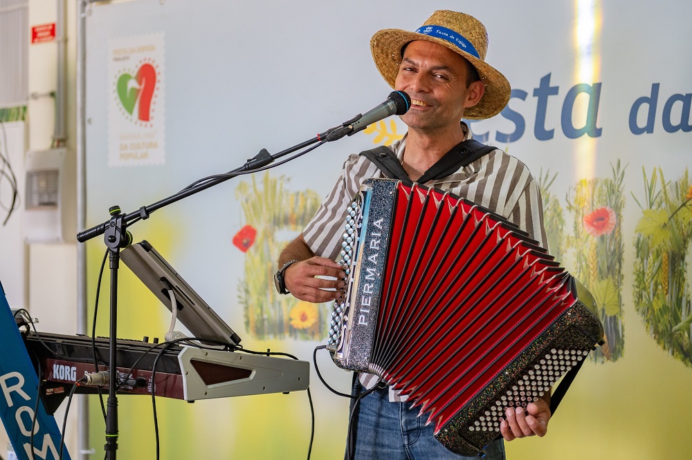Cortelha hostí Aguardente and Honey Fair ve vnitrozemí obce Loulé