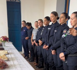 8º BPM promove café da manhã em homenagem às policiais femininas