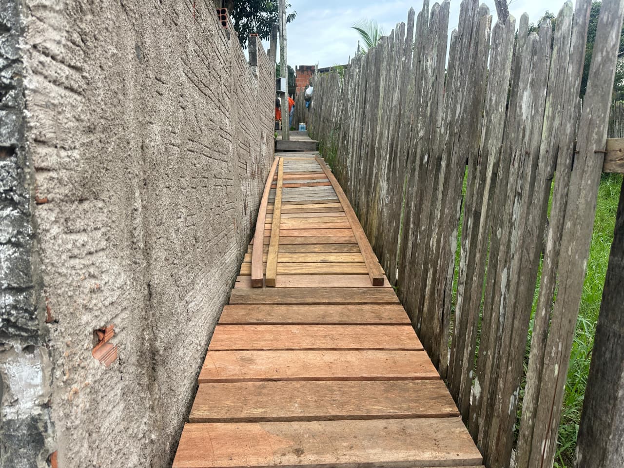 Radnice Cruzeiro do Sul staví sklady ve čtvrtích města