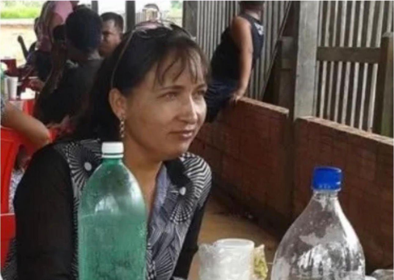 Učitel zemře poté, co ztratil kontrolu nad motocyklem a spadl do nitra Acre