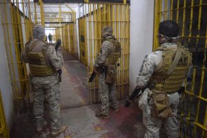 Operação Mute apreende celulares durante revista no presídio de Sena Madureira