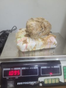 Polícia Civil prende suspeito e apreende menor com droga