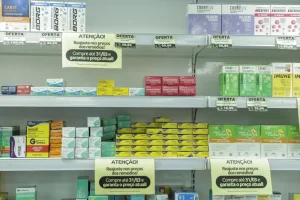 Lei autoriza venda de medicamentos em supermercados