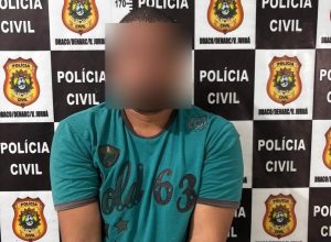 O suspeito foi localizado na Vila São Pedro, no Ramal do Alexandre, zona rural de Cruzeiro do Sul.