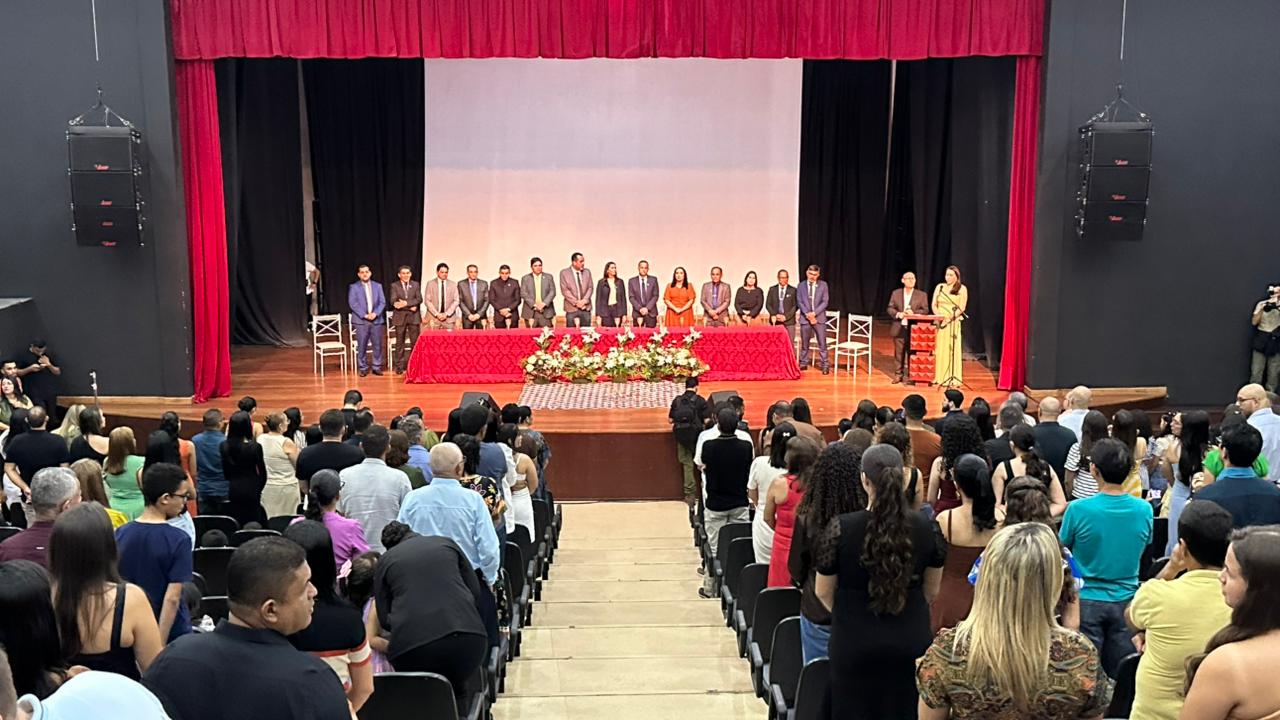Câmara de Cruzeiro do Sul celebra o protagonismo feminino em sessão solene