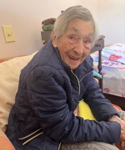 Matka Ney Matogrosso umírá v Riu ve věku 103 let; zpěvák vzdává hold