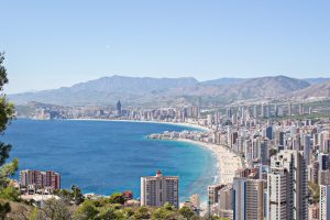 „Utrácím zde méně než doma“: Brit se stěhuje do této turistické destinace poblíž Portugalska a poddává se nízkým životním nákladům