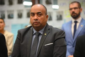 V Aleacu se Clodoaldo rozejde s republikány a deklaruje podporu Mailze