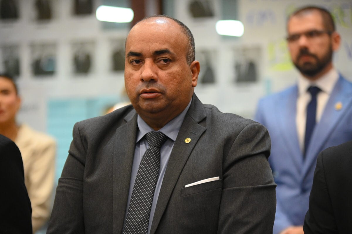 V Aleacu se Clodoaldo rozejde s republikány a deklaruje podporu Mailze