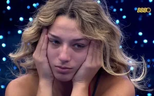 Samira desabafa sobre cansaço psicológico e cogita deixar o reality