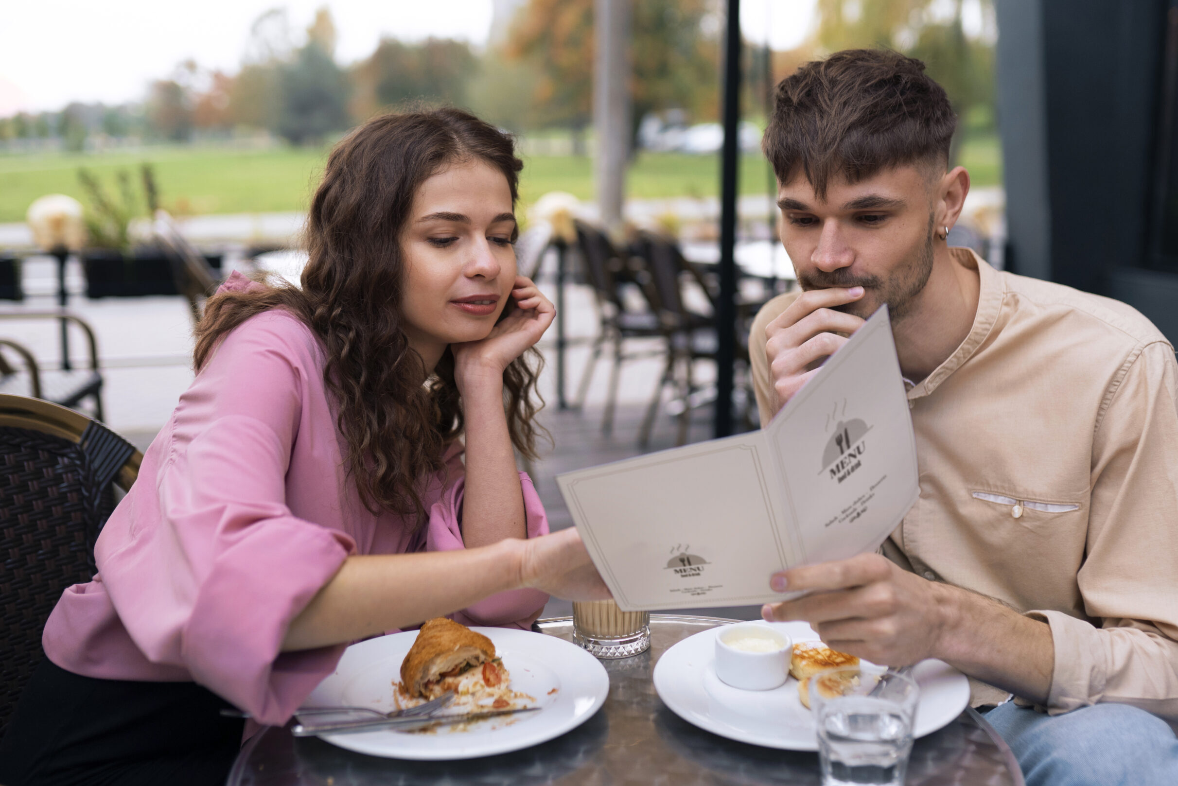 Všechny restaurace v Portugalsku si nyní mohou účtovat tuto částku navíc: informace budou na jídelním lístku