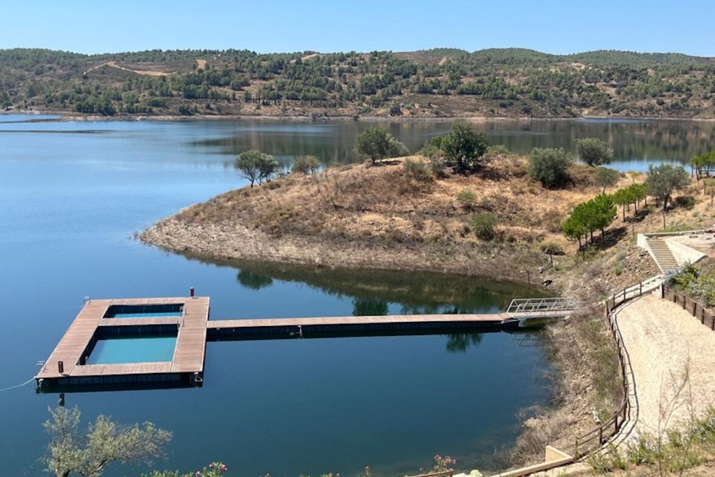 Praia fluvial de Odeleite.