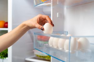 Jak dlouho vydrží vejce v lednici? Existuje jednoduchý způsob, jak zjistit, zda jsou stále dobré