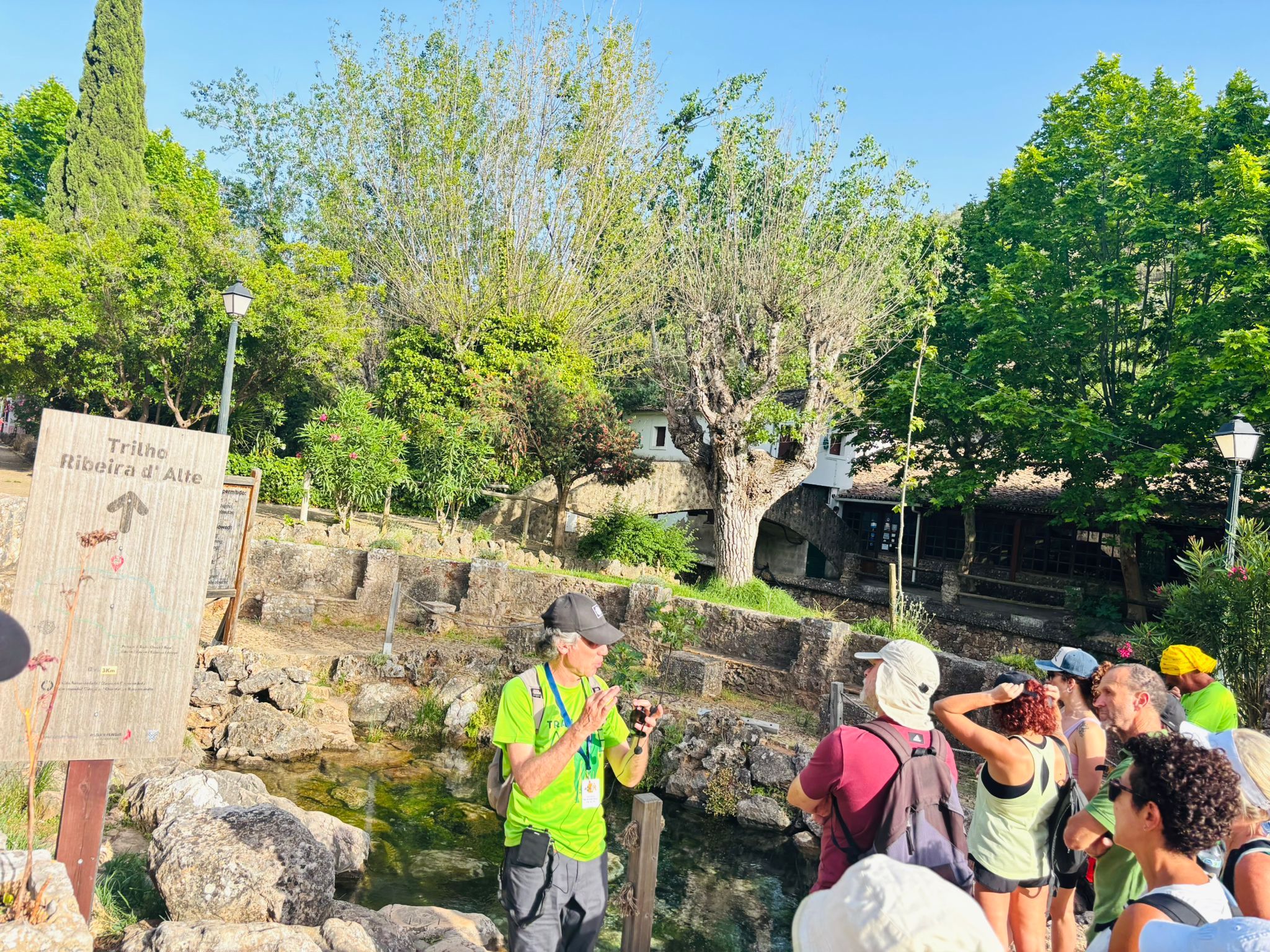 Pěší túra v Alte označovaném geoparkem UNESCO s cestou do Rocha dos Soídos