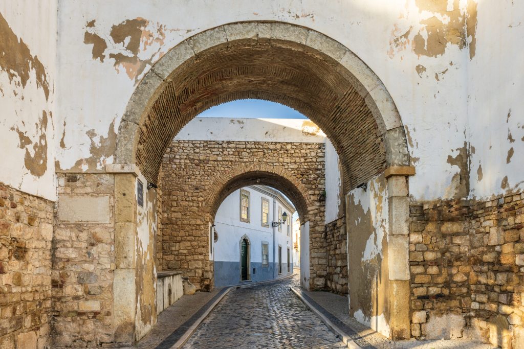 Ani Lagos, ani Tavira: objevte město Algarve, které se stalo módou mezi Španěly