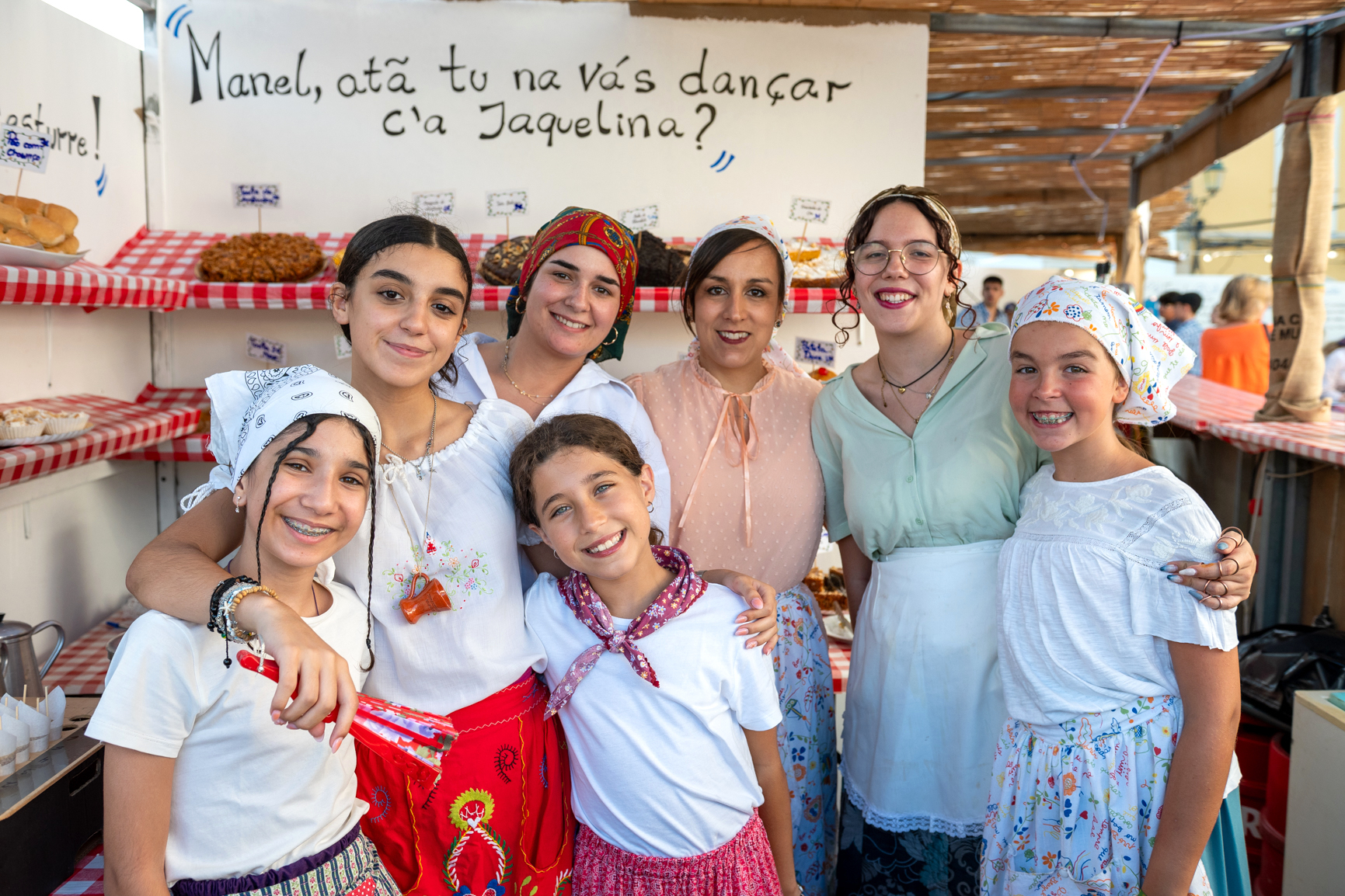 Populární hudba a občerstvení oživují Populární festivaly v Boliqueime
