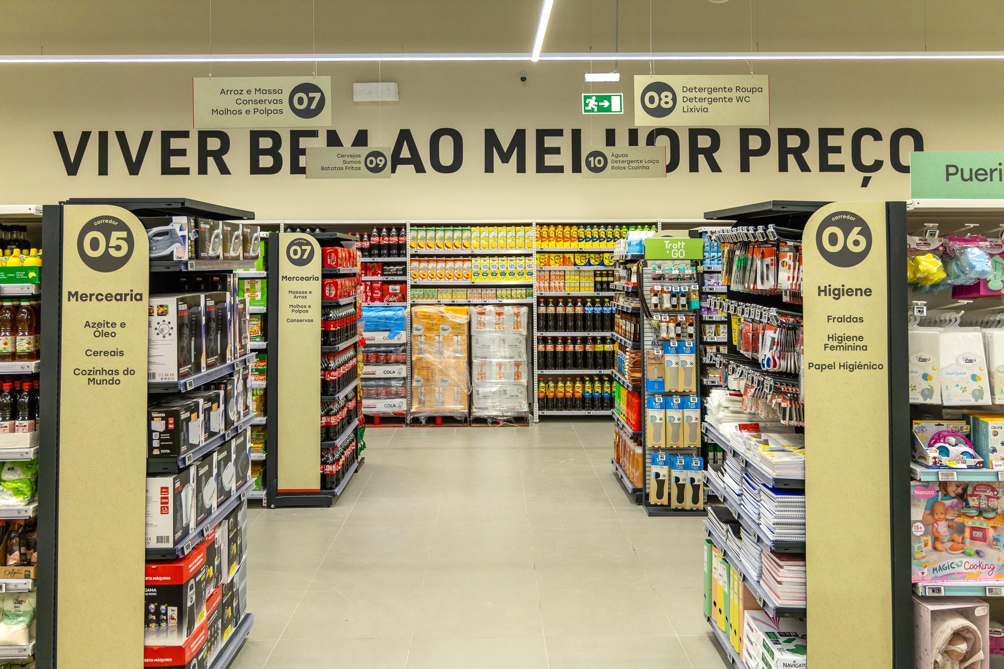 Nová prodejna Intermarché v Algoz vytváří 45 pracovních míst