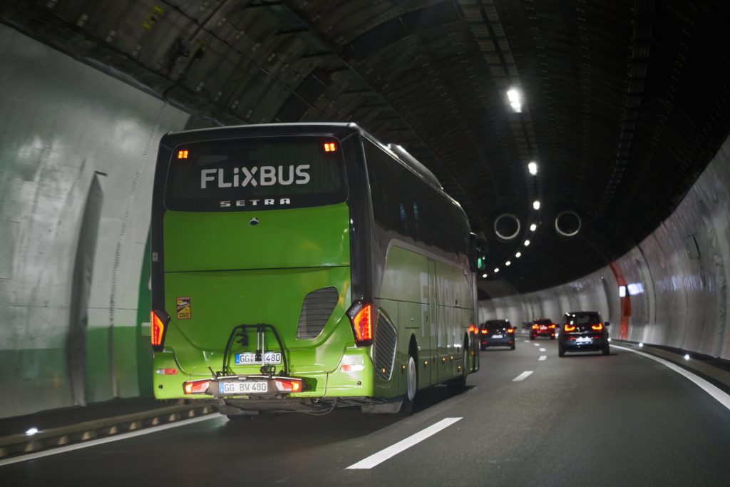 FlixBus spouští dvě nové trasy, které spojují Portugalsko se Španělskem za méně než 15 EUR