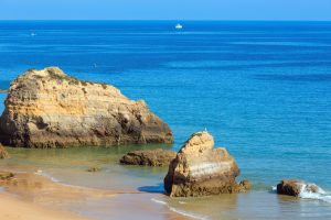 Práce na těchto plážích v Algarve budou dokončeny až po koupací sezóně: ​​„Máme technické problémy“
