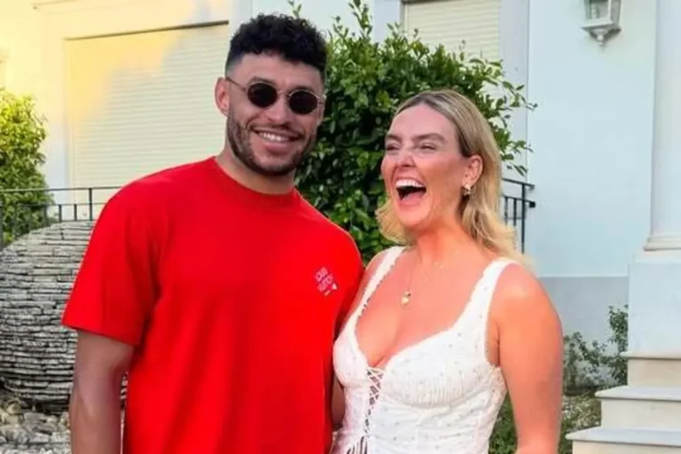 Perrie Edwards e Alex Oxlade-Chamberlain.