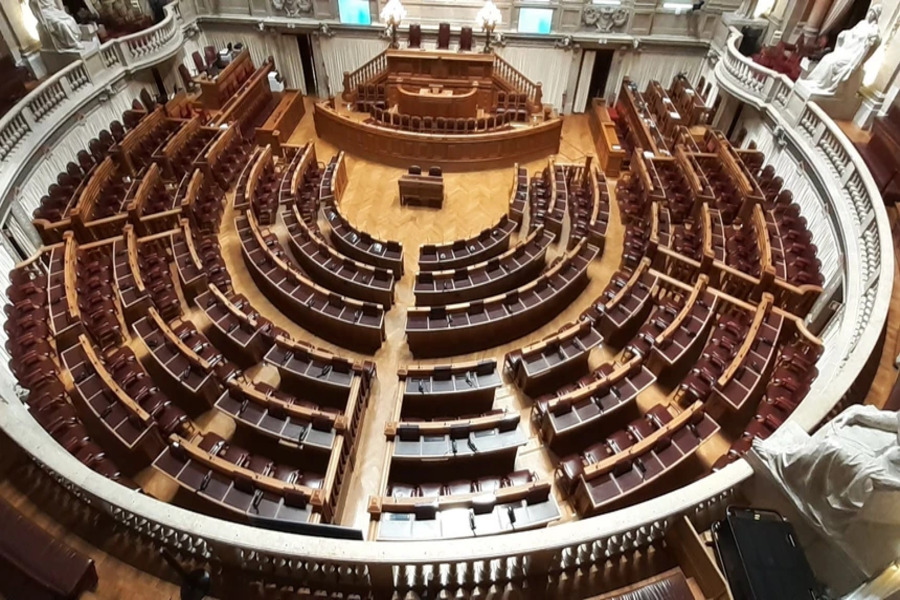 Je to oficiální: nový zákon od tohoto data umožňuje státu konfiskovat majetek i bez odsouzení