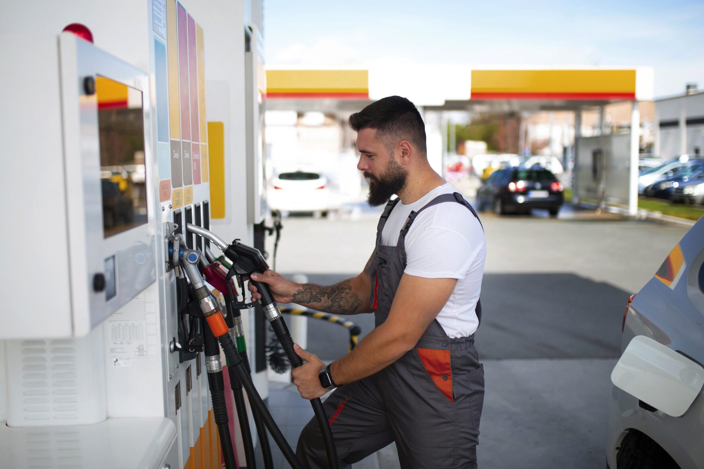 Diesel toto pondělí výrazně stoupá: kdo dnes natankuje, může ušetřit několik realů